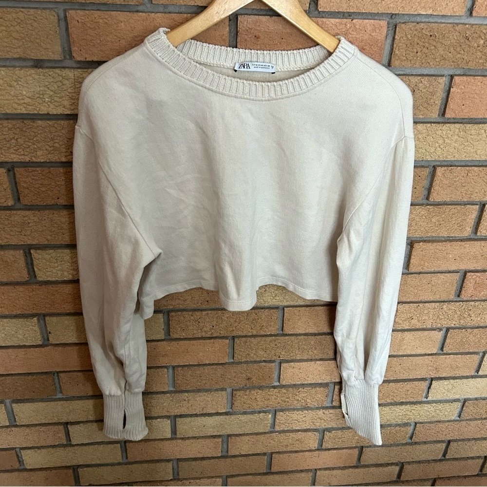 Zara Cropped Long Sleeve Knit Crew Scoop Neck Sweater Cream Size Medium
